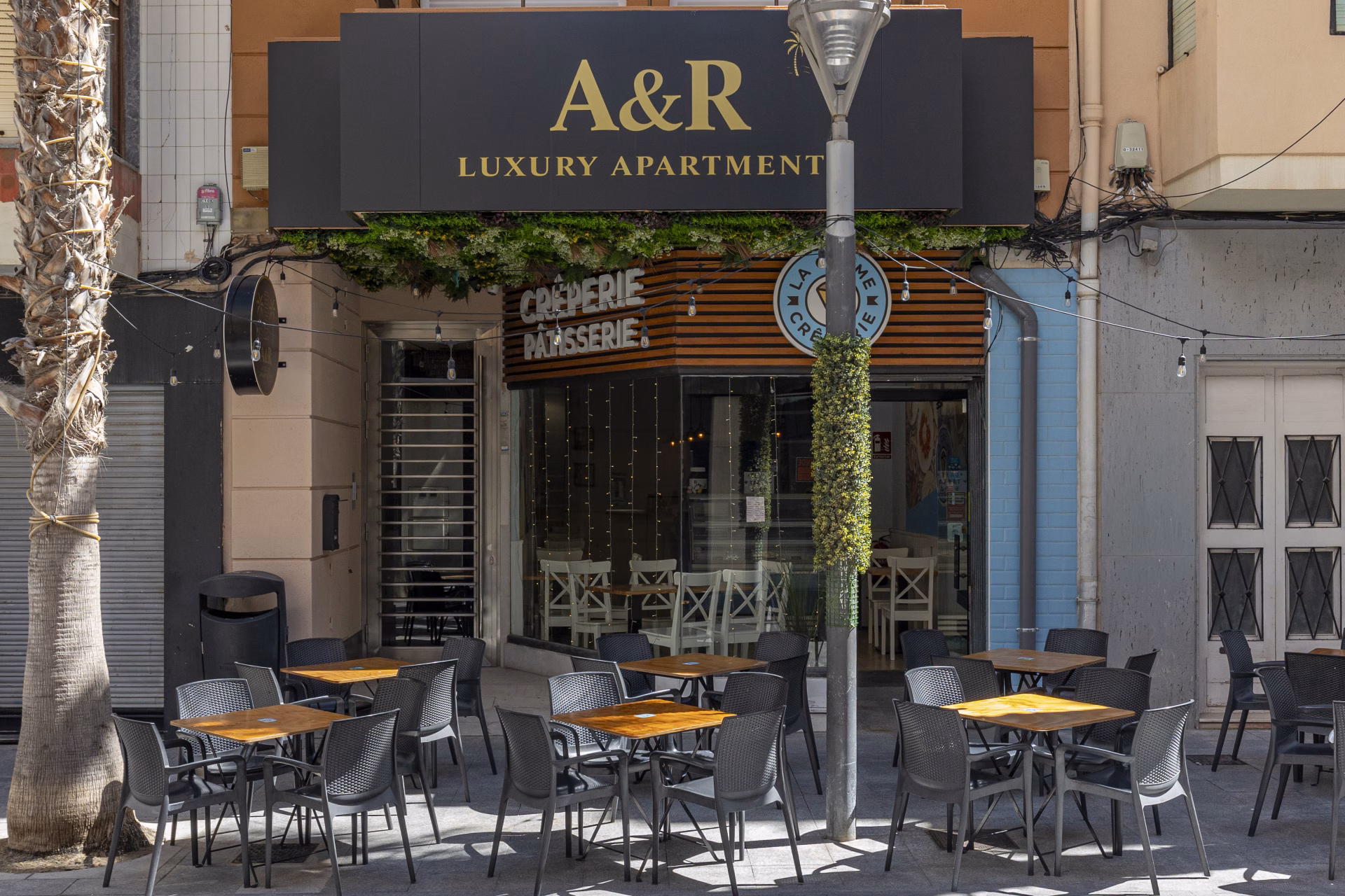 A&R Luxury Apartments